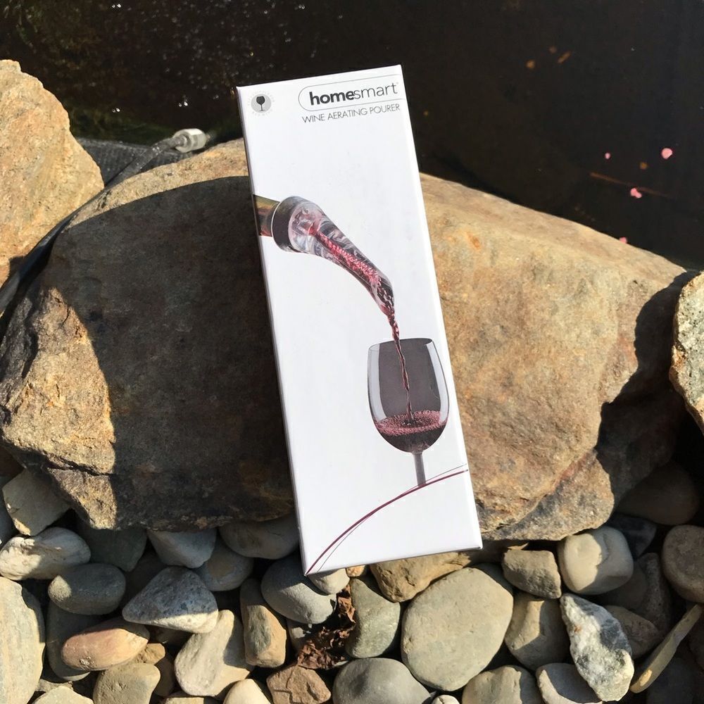 Wine Aerating Pourer - Picture 1 of 5